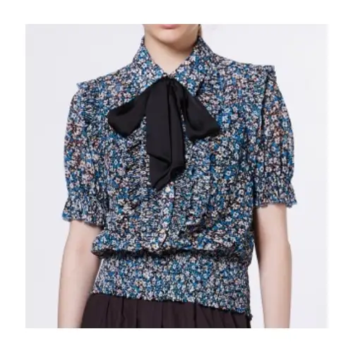 石原さとみが着用しているDOUBLE STANDARD CLOTHINGのシャツ・ブラウス