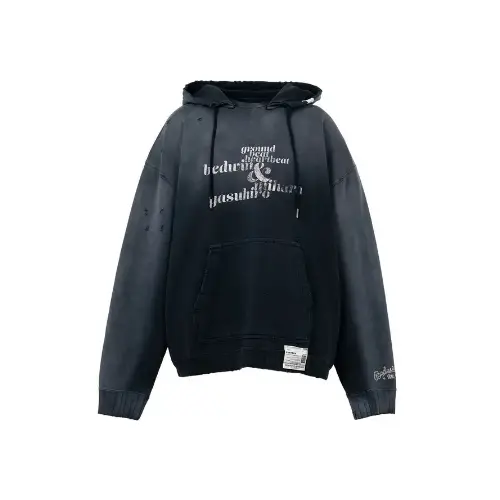 スンミンが着用しているMIHARA YASUHIROのパーカー