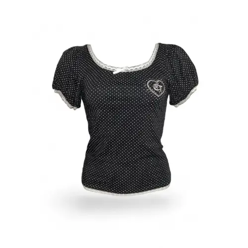 アイナ・ジ・エンドが着用しているculttokyoのTシャツ