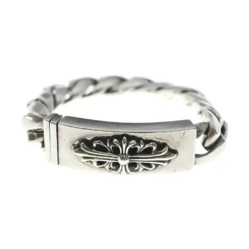 LEOが着用しているChrome Heartsのブレスレット