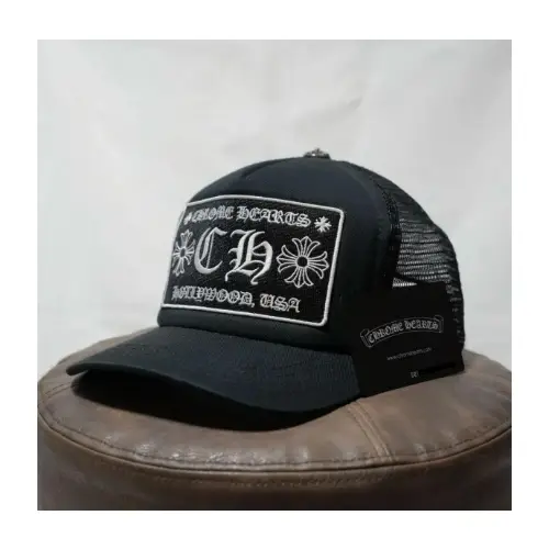 佐野勇斗が着用しているChrome Heartsのキャップ