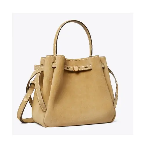 中村アンが着用しているTory Burchのショルダーバッグ