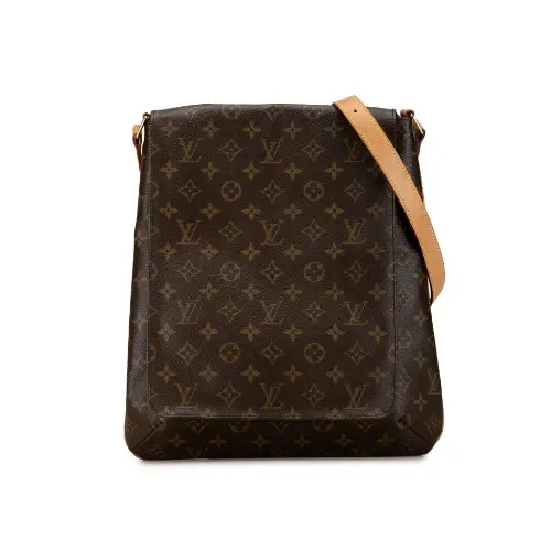 黒木華が着用しているLOUIS VUITTONのショルダーバッグ