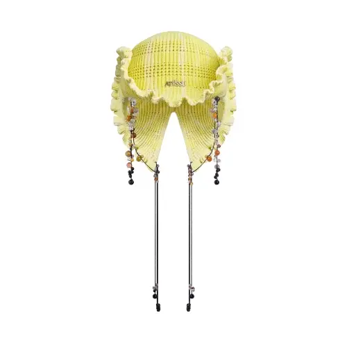 フィリックスが着用しているATiiSSUのハット