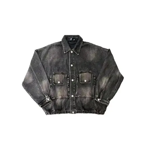 花村想太が着用しているDIG YOUR OWN GRAVEのデニムジャケット