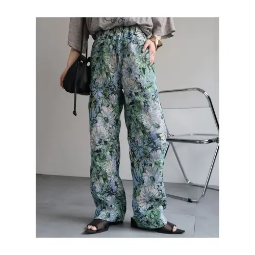 若井滉斗が着用しているap retroのパンツ（ロング）