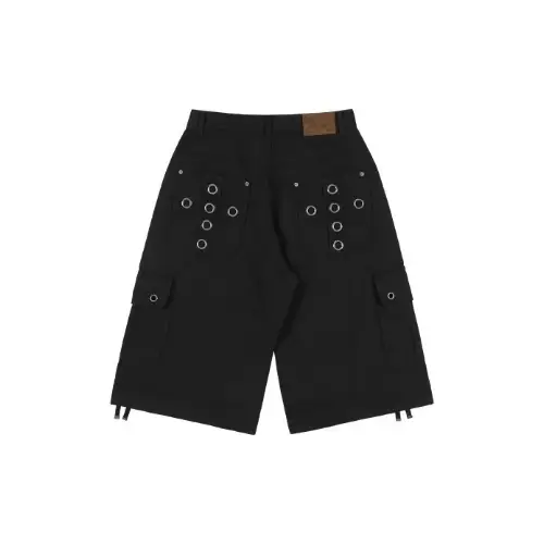 浅見めいが着用しているFancy Clubのパンツ（ショート）