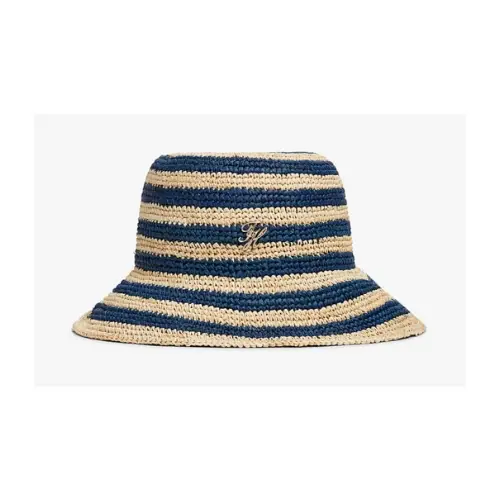 ジスが着用しているTommy Hilfigerのハット