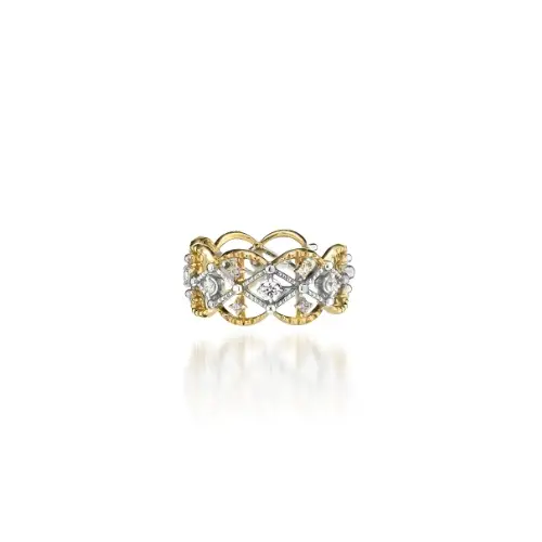 吉岡里帆が着用しているStar Jewelryのイヤリング