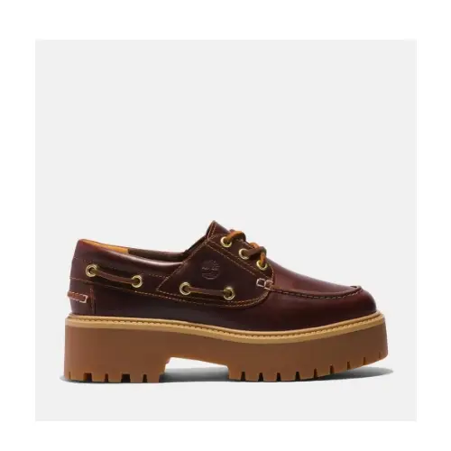 長濱ねるが着用しているTimberlandの革靴