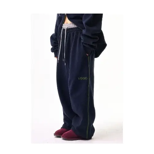 櫻井優衣が着用しているYEGGのパンツ（ロング）