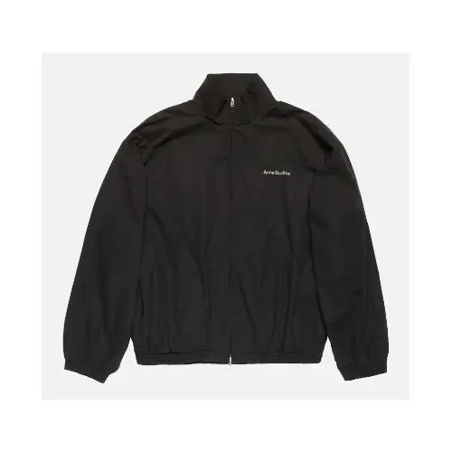 なごみが着用しているAcne Studiosのジャケット全般