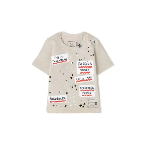 KOHARUが着用しているMIHARA YASUHIROのTシャツ