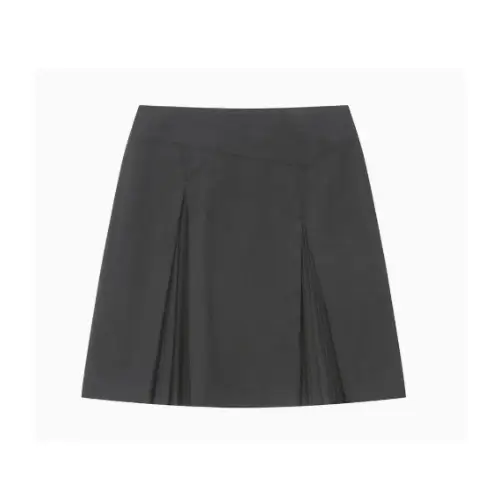 レイが着用しているMiseki seoulのスカート（ロング）