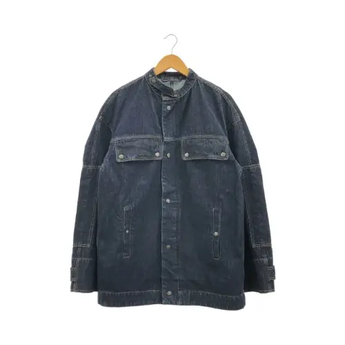 りょうが着用しているDRIES VAN NOTENのデニムジャケット