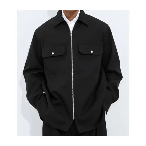 アイエンが着用しているBOTTEGA VENETAのジャケット全般