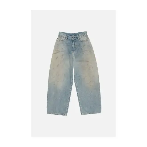 中町綾が着用しているAcne Studiosのパンツ（ロング）