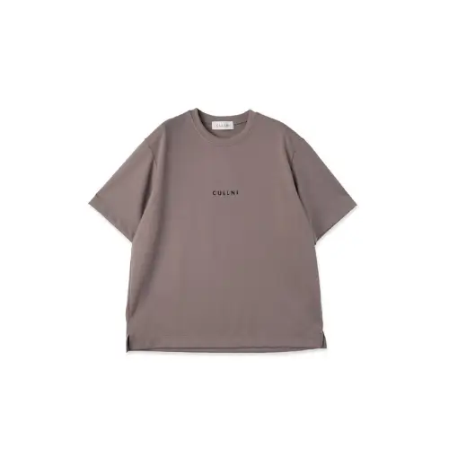 藤原聡が着用しているCULLNIのTシャツ