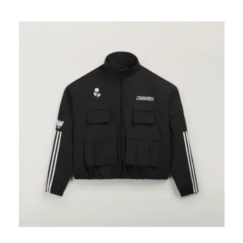 岩田剛典が着用しているadidasのジャケット全般