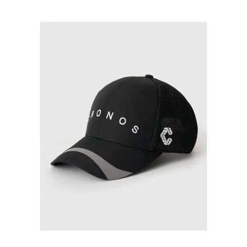 魔裟斗が着用しているCRONOSのキャップ