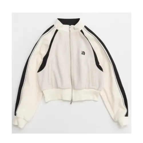 河合優実が着用しているMAISON SPECIALのジャケット全般