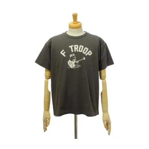浜田雅功が着用しているWAREHOUSE＆CO.のTシャツ