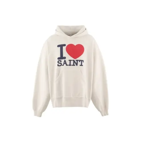 サナが着用しているSAINT Mxxxxxxのパーカー