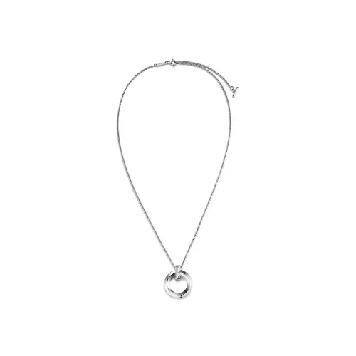 山田涼介が着用しているTiffany & Co.のネックレス