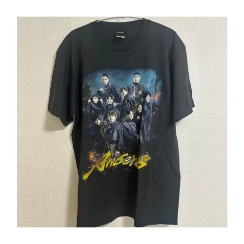 寺西拓人が着用しているAmberSのTシャツ