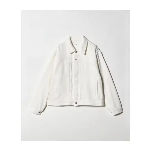 山田涼介が着用しているH BEAUTY&YOUTHのデニムジャケット