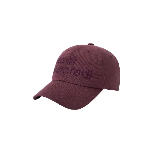 MAKOが着用しているMardi Mercrediのキャップ