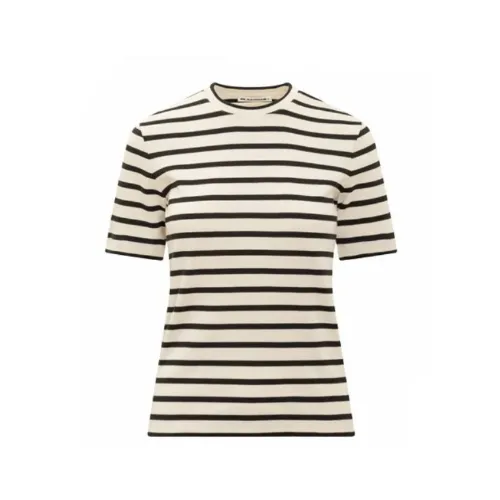 peppeが着用しているJil SanderのTシャツ