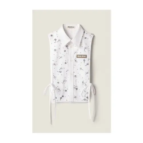 モモが着用しているMIU MIUのシャツ・ブラウス
