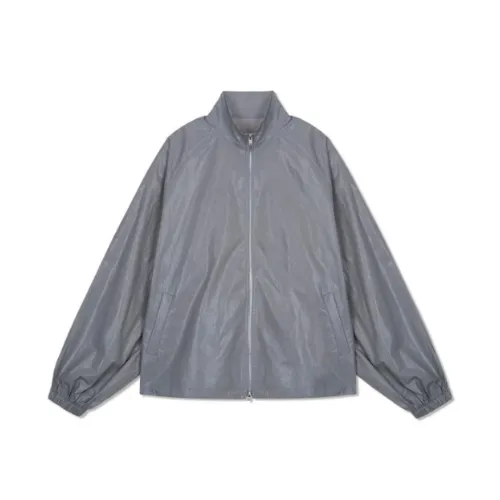 リズが着用しているMatin Kimのジャケット全般