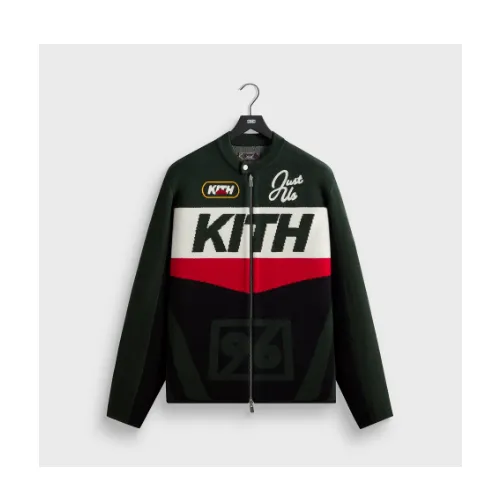 ジョングクが着用しているKITHのジャケット全般