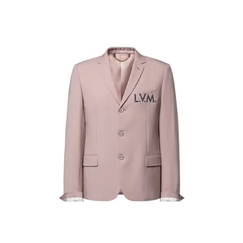 J-HOPEが着用しているLOUIS VUITTONのジャケット全般