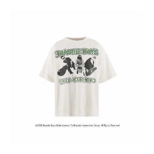 J-HOPEが着用しているSAINT MxxxxxxのTシャツ