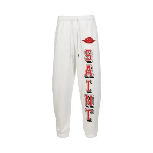 NICOが着用しているSAINT Mxxxxxxのパンツ（ロング）