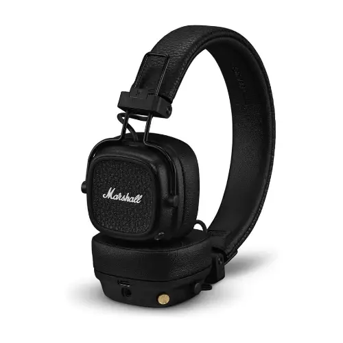 浅見めいが着用しているMarshallのその他
