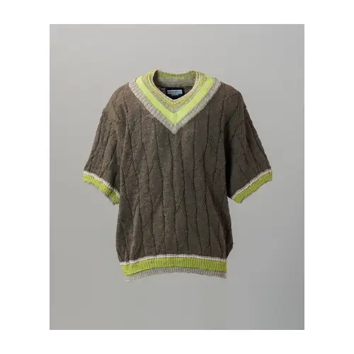 吉田仁人が着用しているMAISON SPECIALのベスト