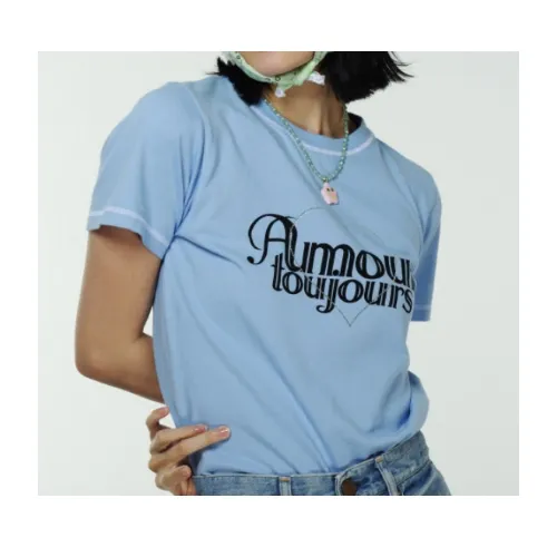 橋本愛が着用しているCarne BollenteのTシャツ