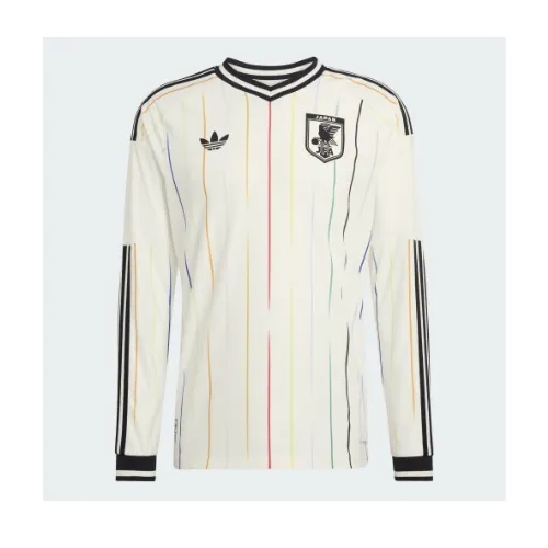 木梨憲武が着用しているadidasのロンT