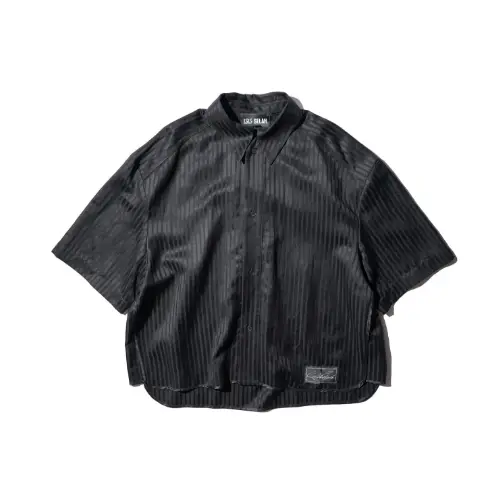 LEOが着用している1313 SELAHのシャツ・ブラウス