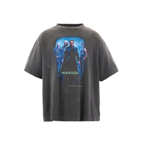 TAKUYA∞が着用しているSAINT MxxxxxxのTシャツ