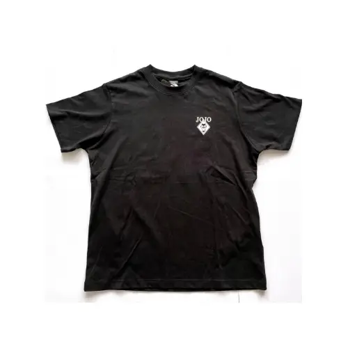 平本蓮が着用しているJOJOのTシャツ