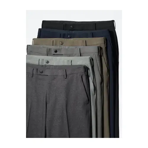 松下洸平が着用しているUNIQLOのパンツ（ロング）
