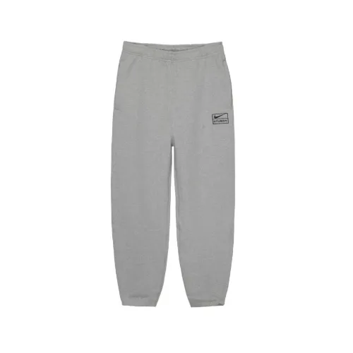 大沢たかおが着用しているNIKEのパンツ（ロング）