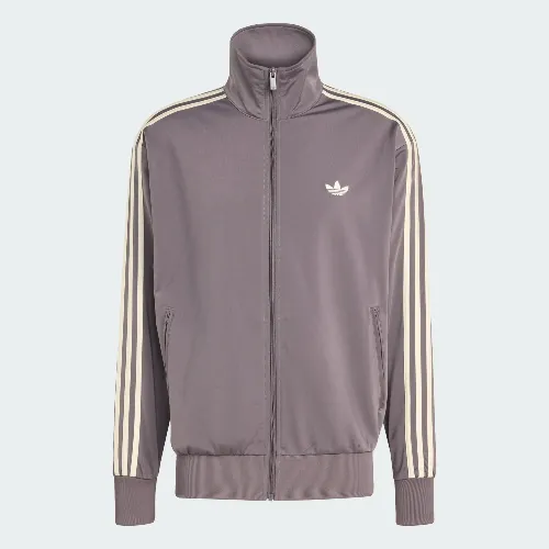 大谷映美里が着用しているadidasのジャケット全般