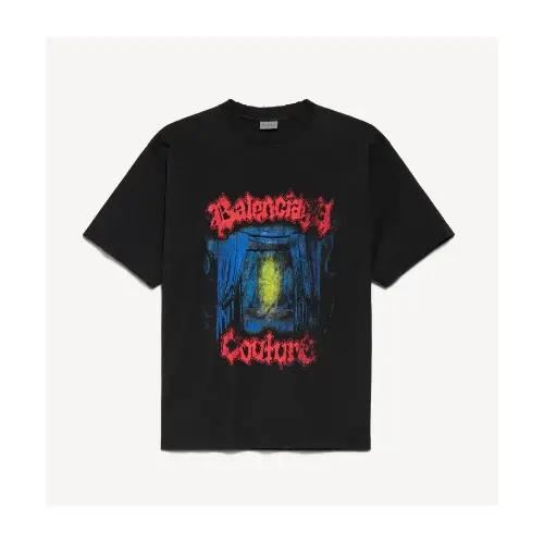 SHUNTOが着用しているBalenciagaのTシャツ