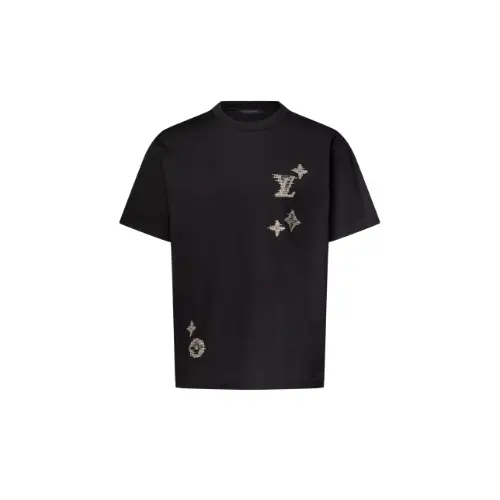 平野紫耀が着用しているLOUIS VUITTONのTシャツ